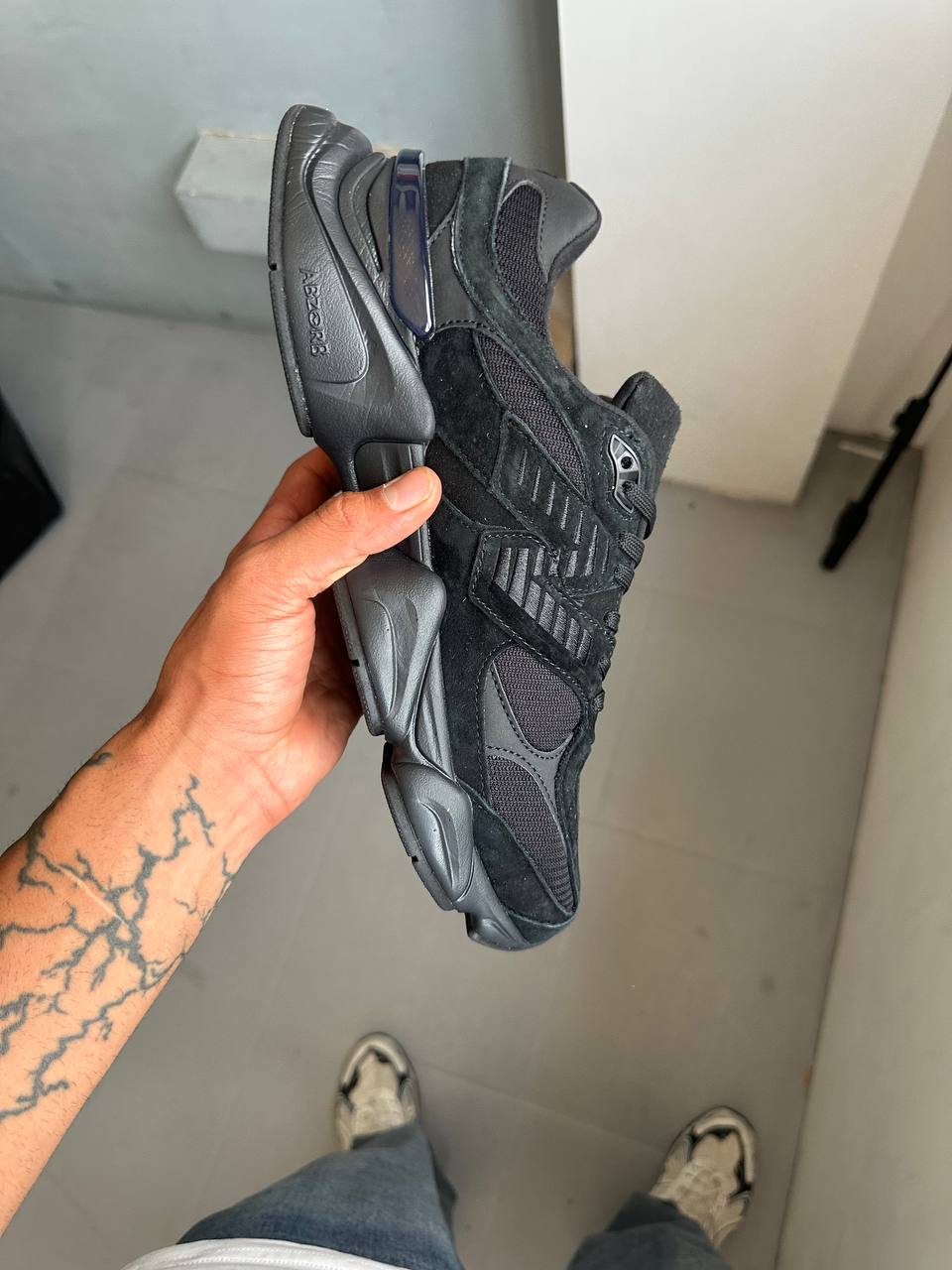 Big Size Sneakers
