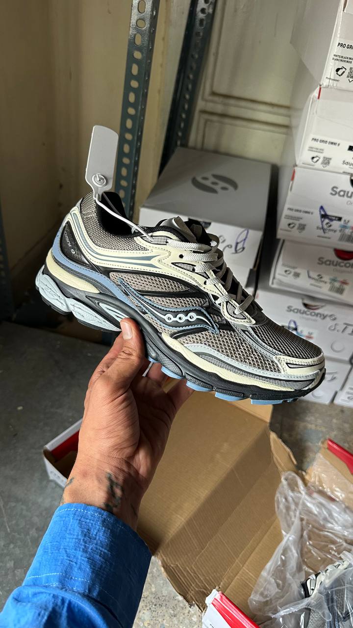 Saucony ProGrid Omni 9